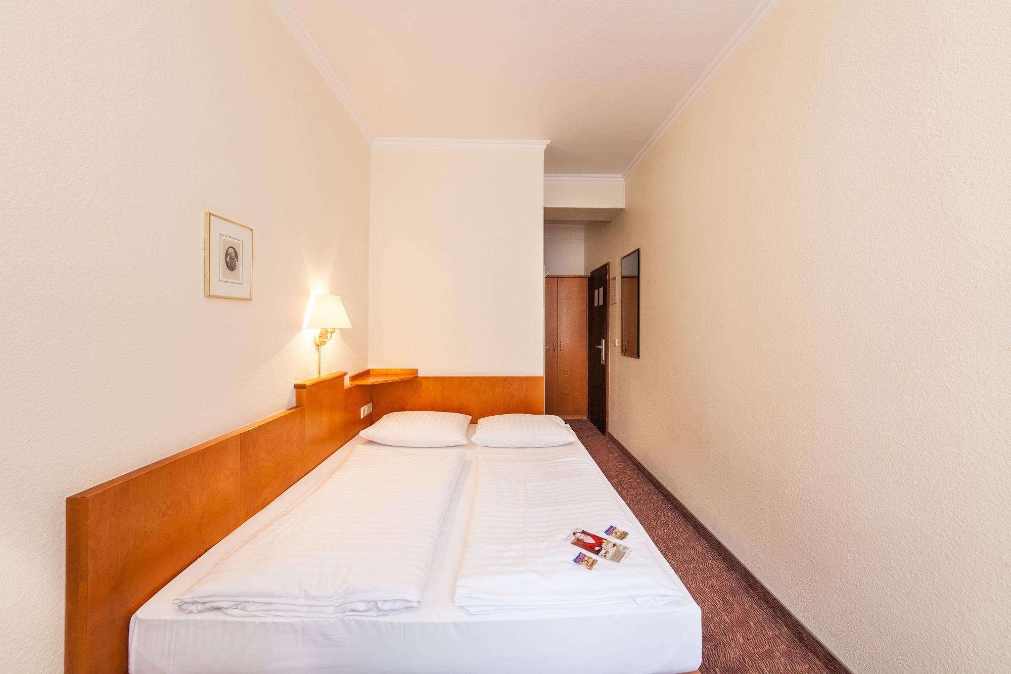 Hotel Ahl Meerkatzen Colonia Exterior foto